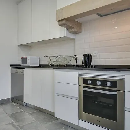 Appartement Modern 2 Bedroom In Charming Neighbourhood